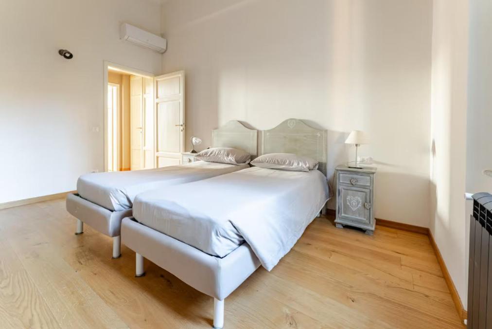 Appartamento A 150M Dal Duomo Pietrasanta Exterior foto
